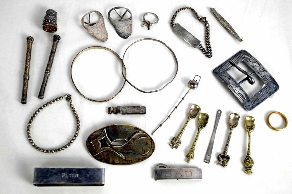 Lot 204: Jewelry Lot