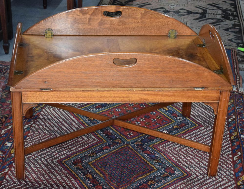 Lot 250: Butlers Tray-top Coffee Table