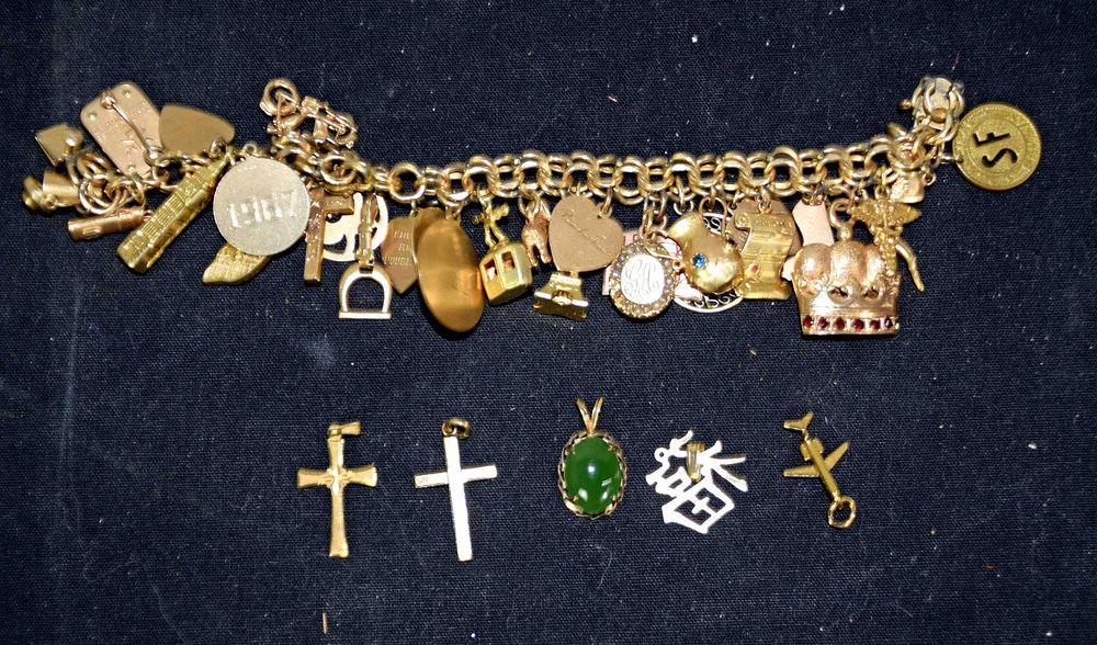 Lot 167: Jewelry Lot