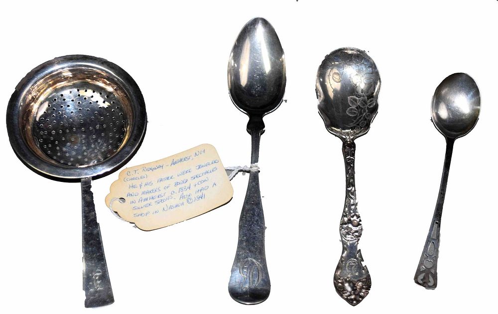 Lot 187: Lot of silver spoons