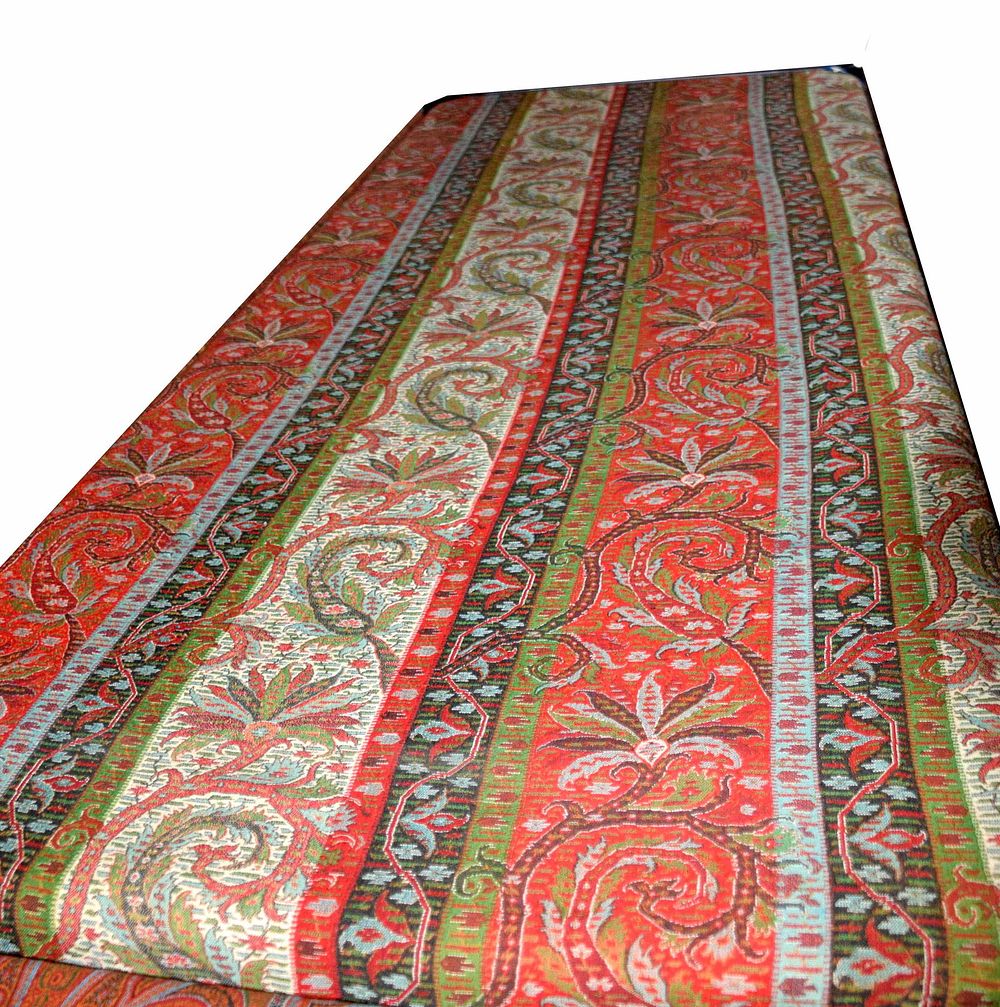 Lot 221: Paisley Shawl