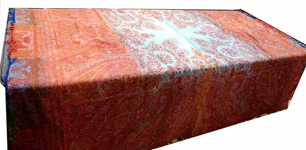 Lot 231: Paisley Shawl