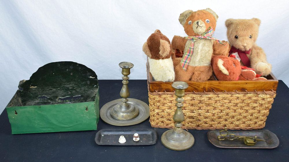 Lot 158: Country Lot -Candlesticks, Teddy Bears etc.