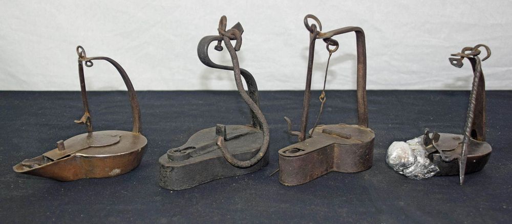 Lot 205: Betty Lamp Collection