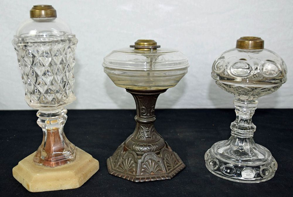 Lot 221: Lamp Collection