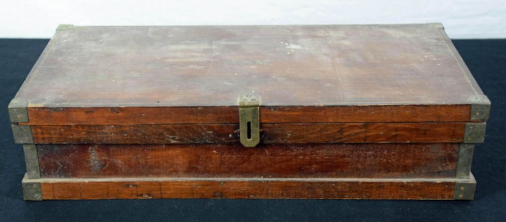 Lot 235: Lamp Repair Kit