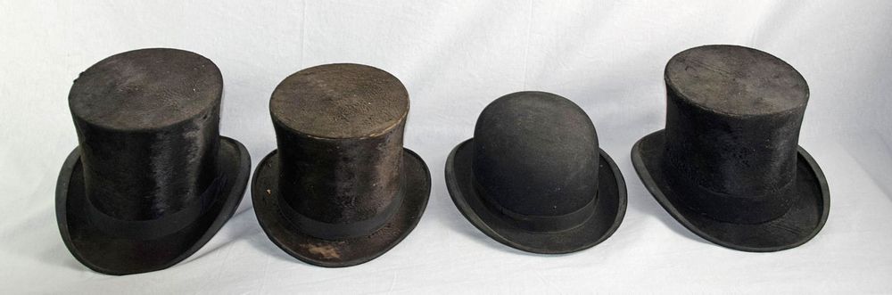 Lot 271: Vintage Top Hats