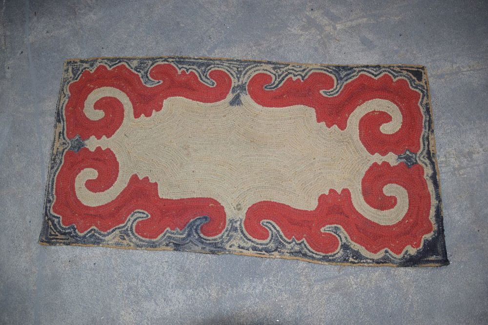 Lot 296: Five Piece Rug and Quilt Lot