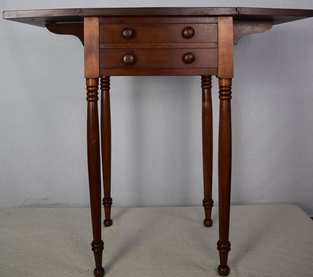 Lot 155: Sheraton Night Stand