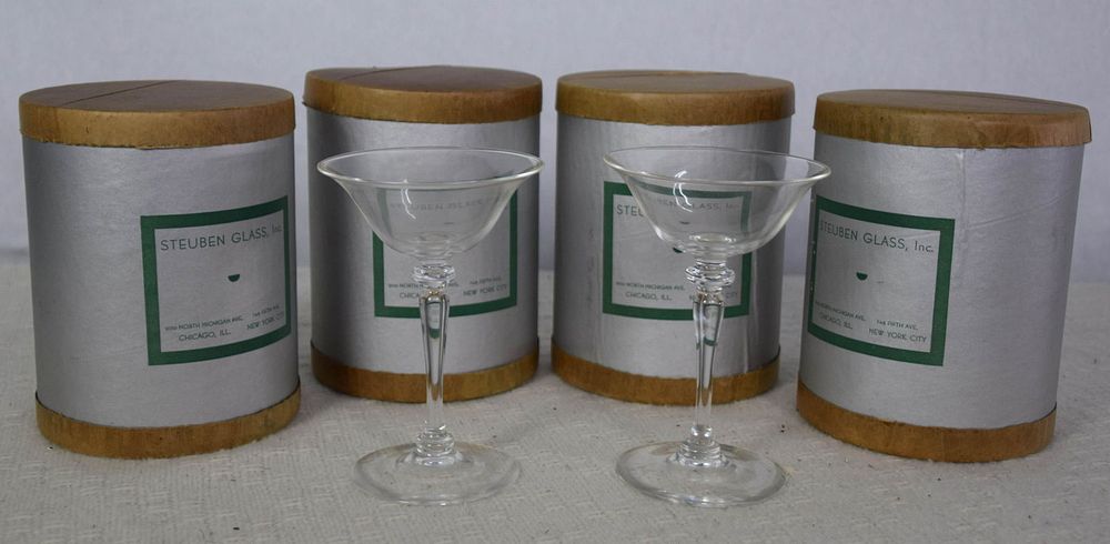 Lot 194: Steuben Glass