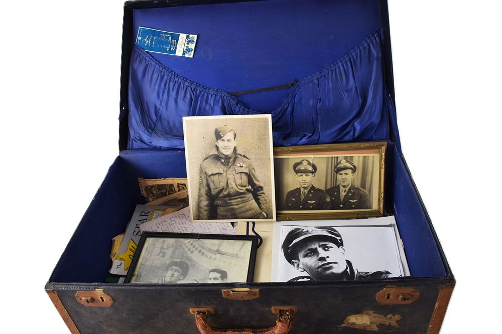 Lot 185: World War II Lot