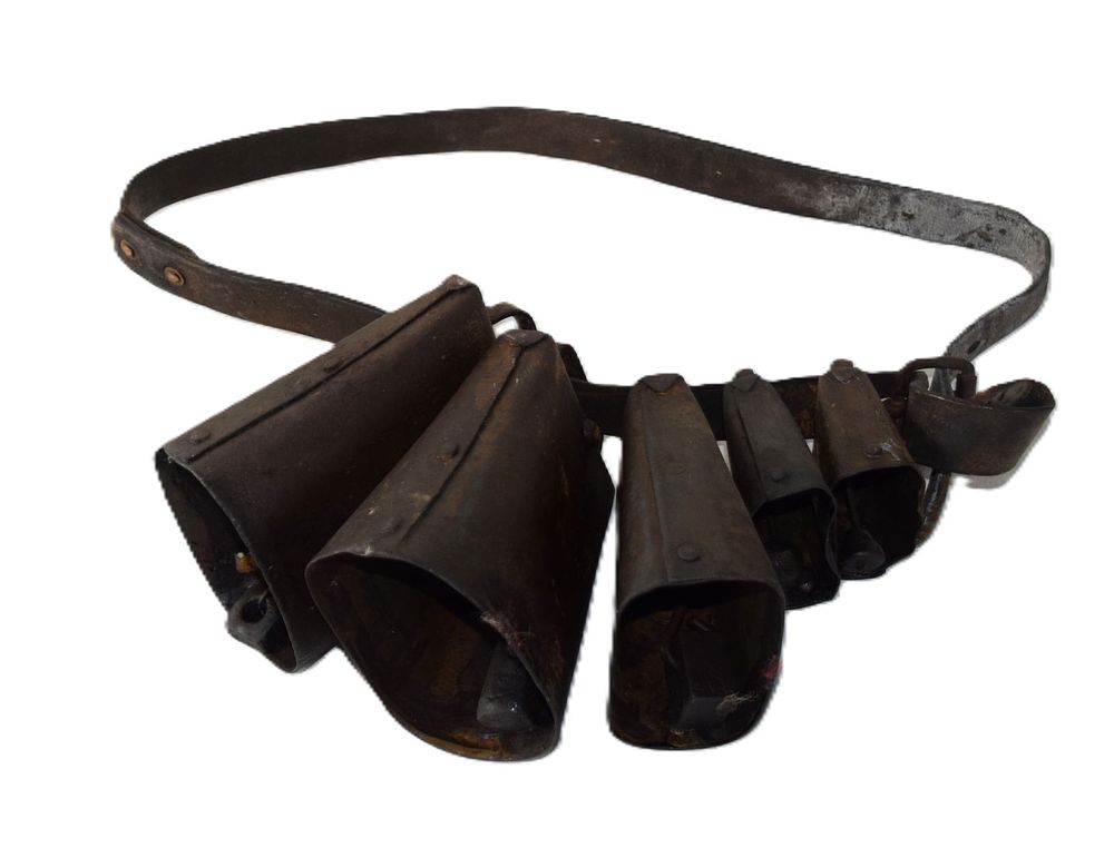 Lot 216: Graduated Set Of Cowbells