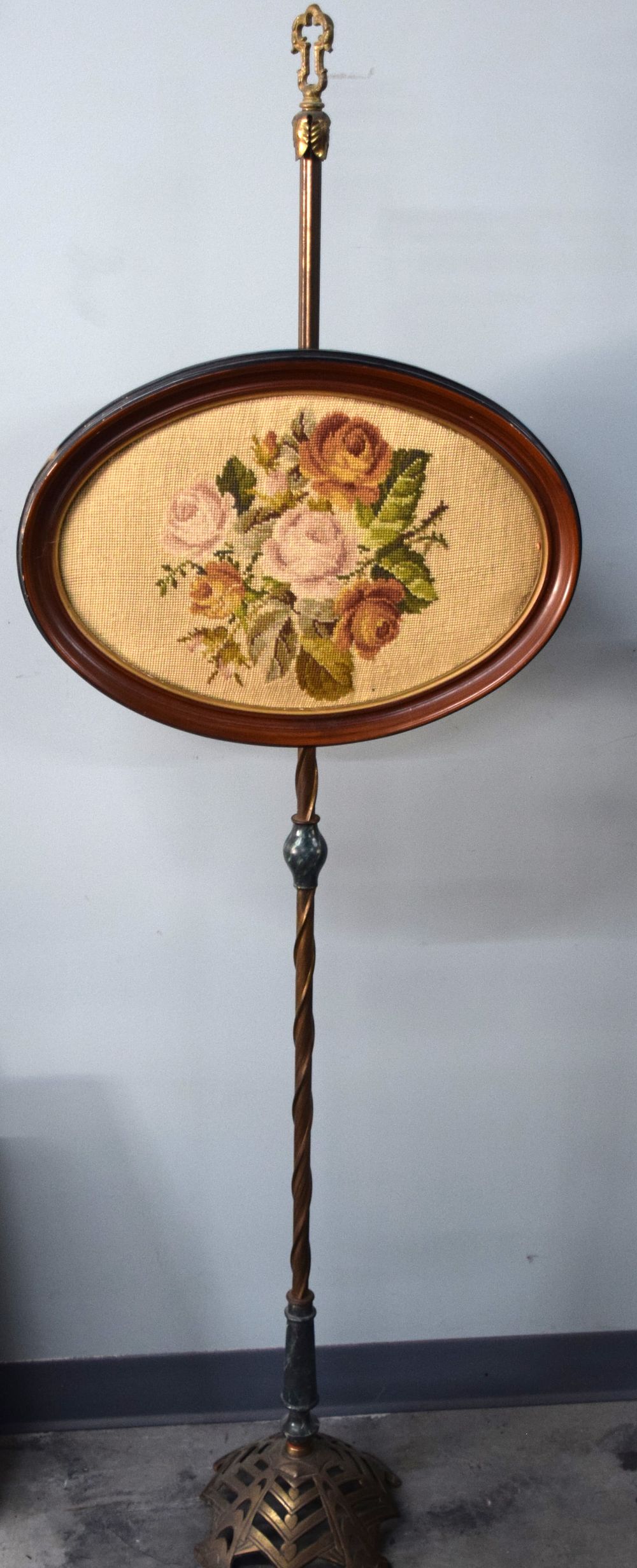 Lot 220: Fire Screen