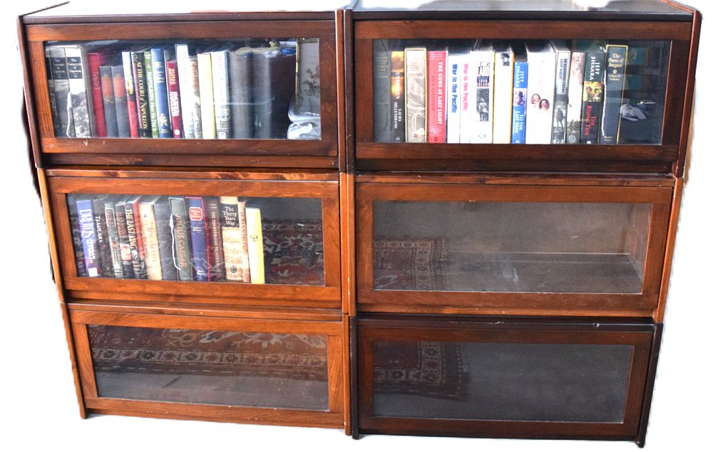 Lot 161: Pair of Bannister Bookcases