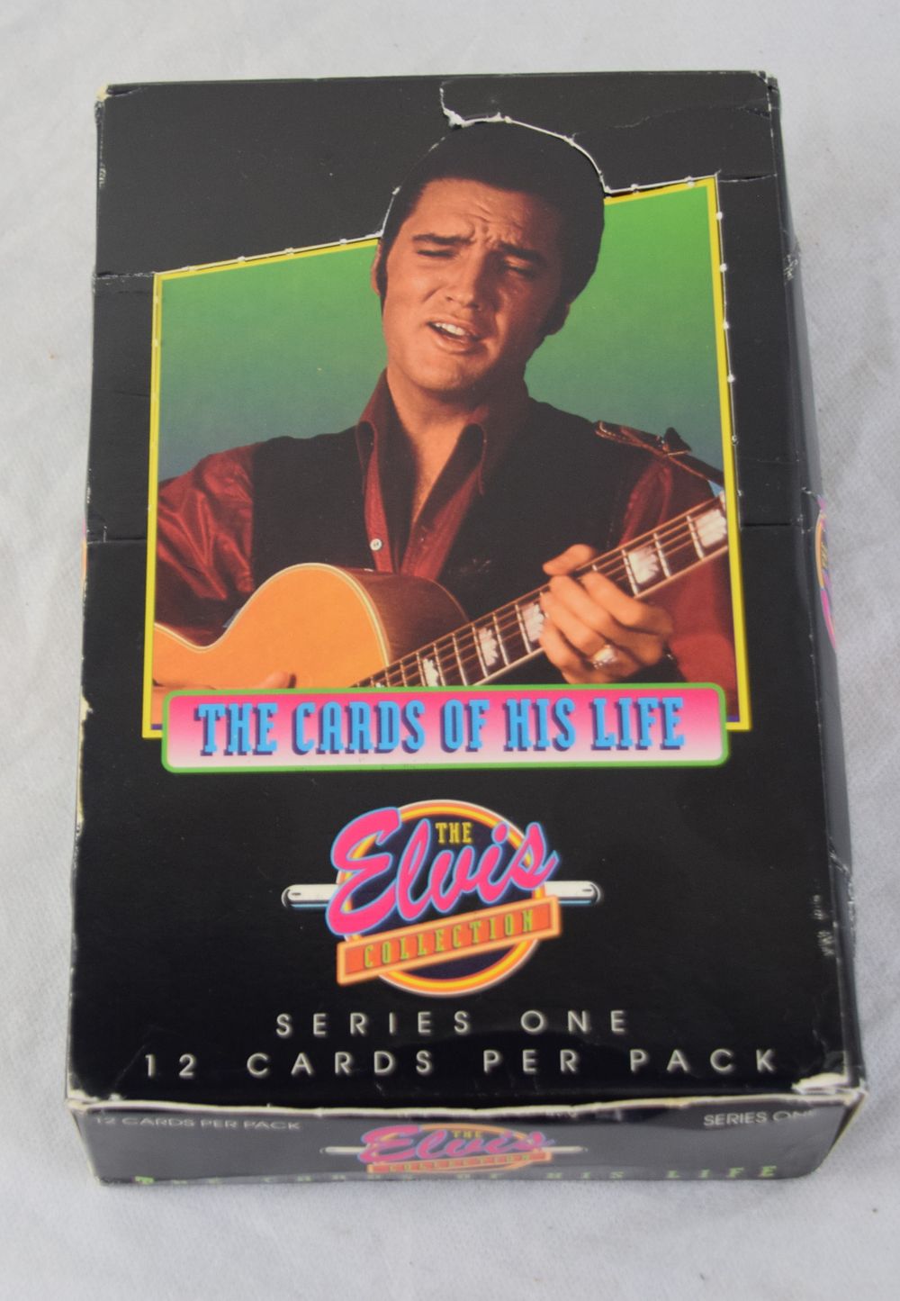 Lot 175: Elvis Unopened Collector Cards