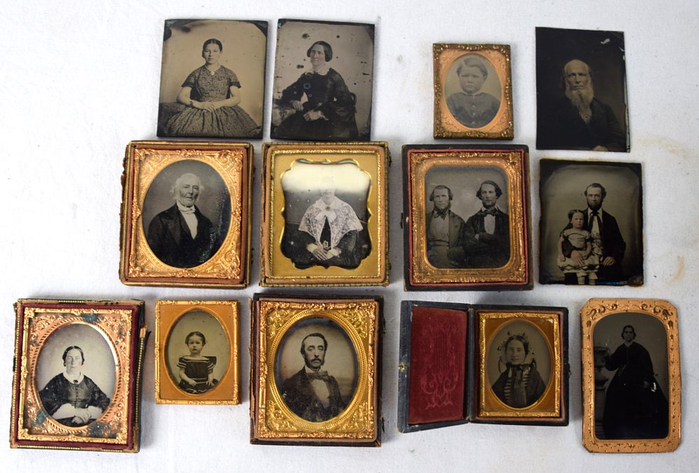 Lot 165: Collection of Daguerreotypes