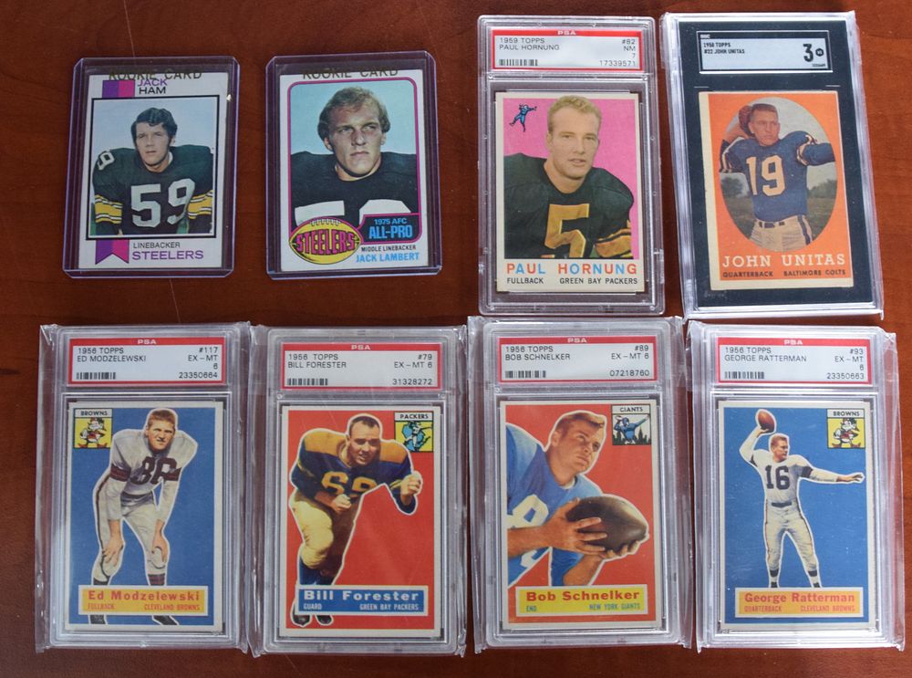 Lot 213: 8 Vintage Football Cards