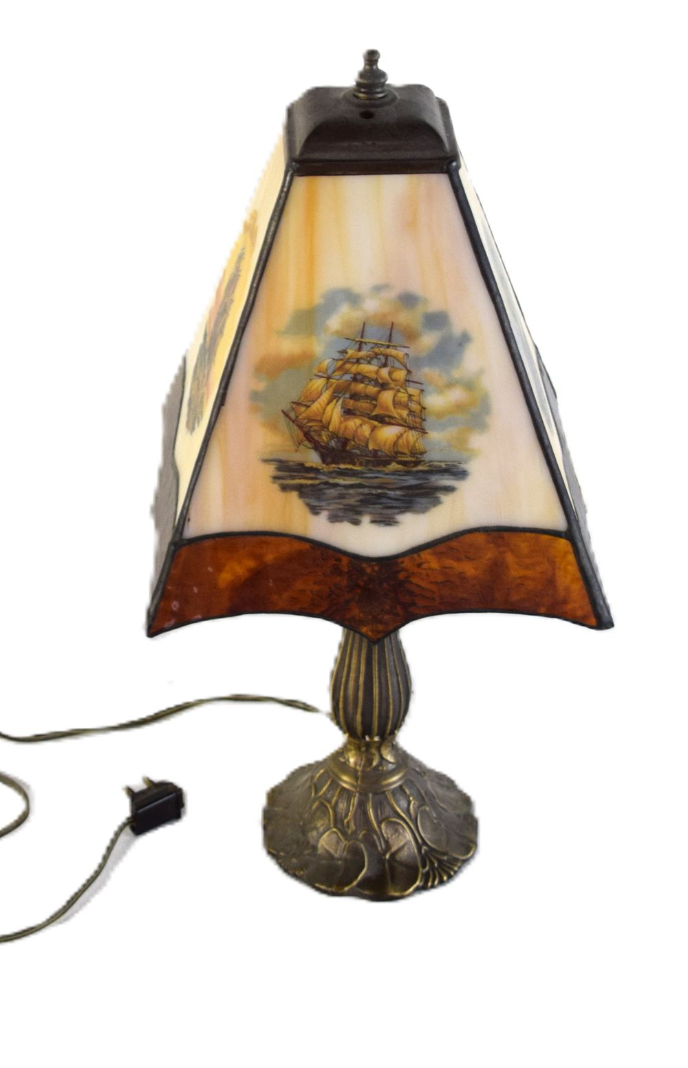 Lot 174: Victorian Style Boudoir Lamp