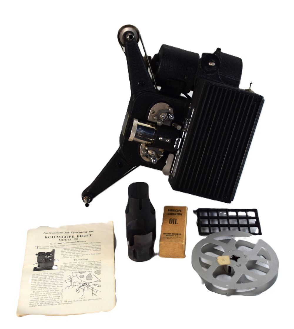Lot 174: Kodascope Eight Model 20 Projector