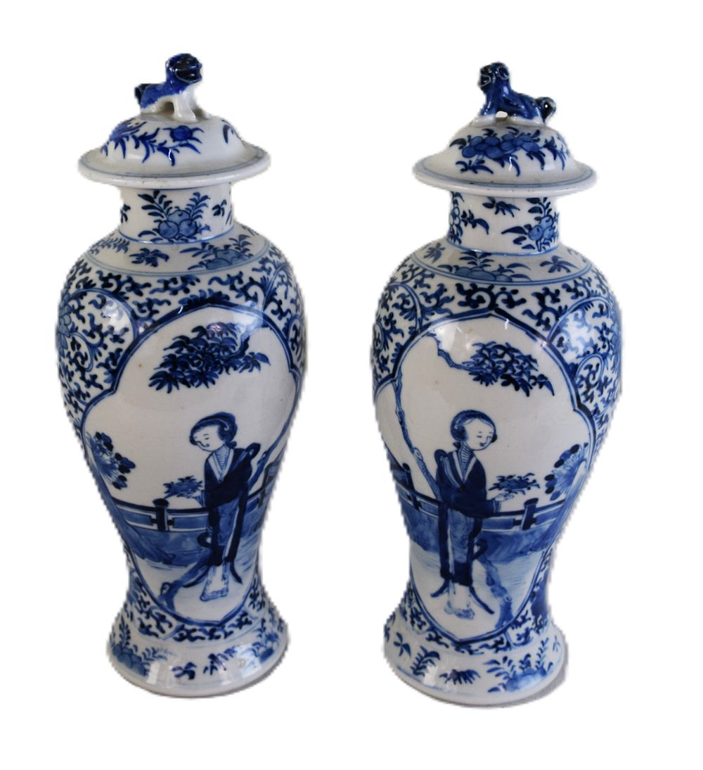 Lot 177: Pair of Chinese Vases