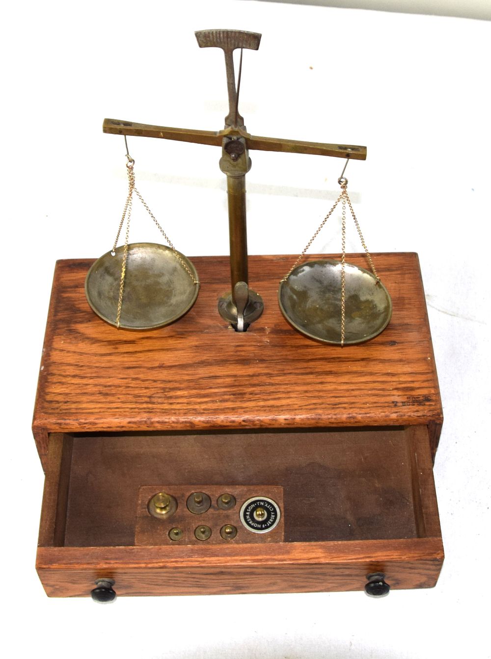 Lot 198: Balance Gold Scale
