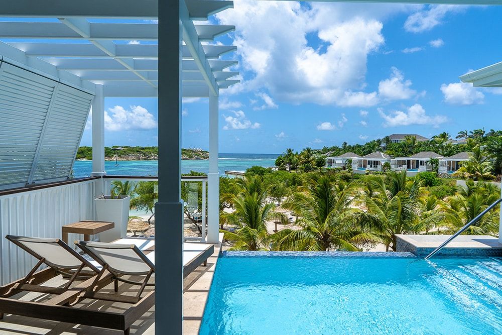 Lot 6: Antigua Holiday at Hammock Cove