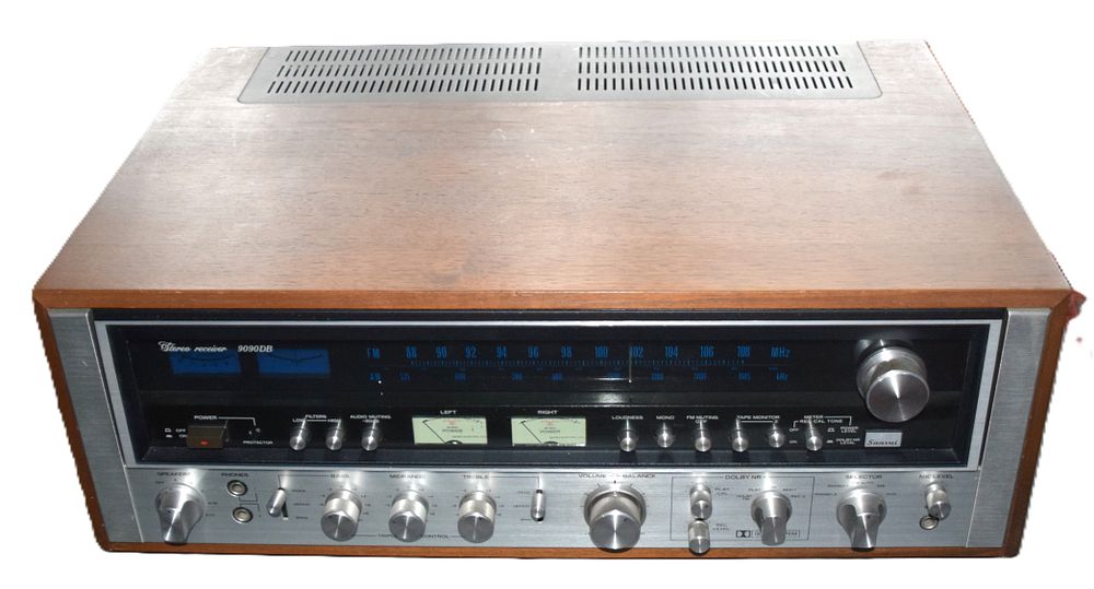 Lot 33: Sansui Stereo Receiver 9090DB