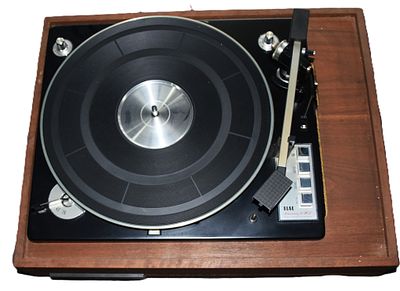 Benjamin Miracord Turntable. Benjamin Miracord turntable 50 H II, from West Germany with cover. 
