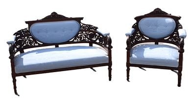 American Victorian Renaissance Revival parlor suit Circa 1870-1890. American Victorian 