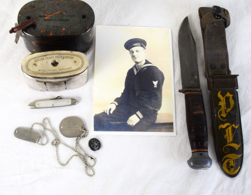 Lot 190: Paul Trudeau Navy Knife Lot