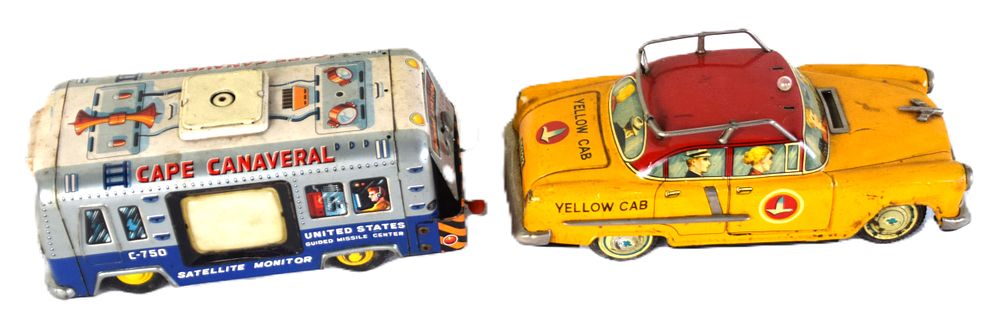Lot 259: Tywo Piece Vintage Toy Lot