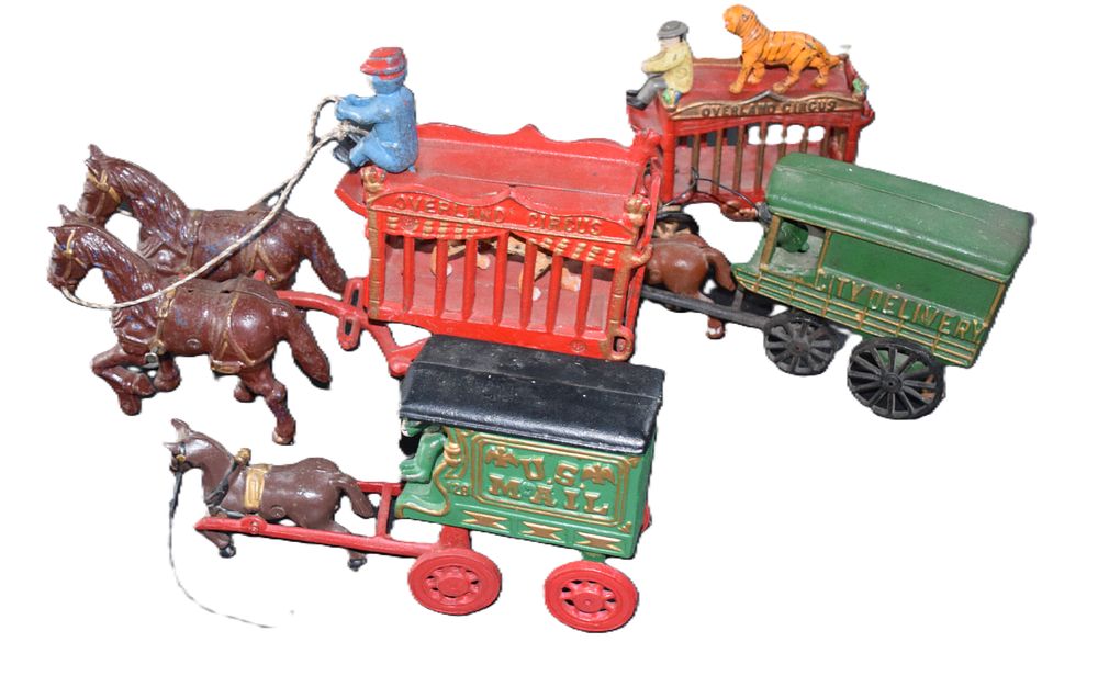 Lot 264: 4 Piece Cast Iron Toy Lot