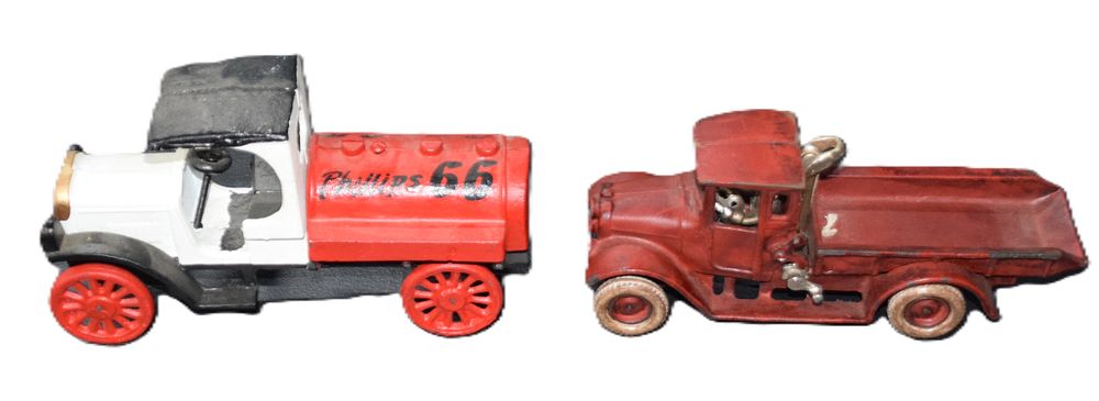 Lot 266: 2  Cast Iron Toy Trucks