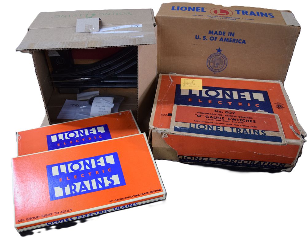 Lot 286: Lionel O22 Gauge 4 Switches And Two Sets Of Tracks