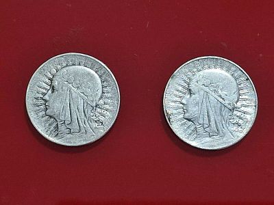 2 מטבעות הרפובליקה של פולין 5 זלוטי 1933 כסף. 28 ממ 
11 גרם כל מטבע