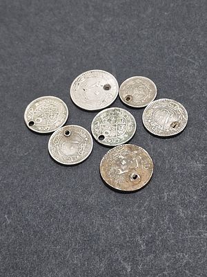 לוט מטבעות כסף איסלאמים