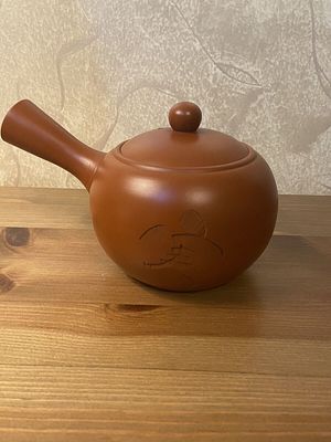 יפן חרס חומה קנקן תה Tokoname-ware Kyusu Sencha, טקסי חתום 9 סמ