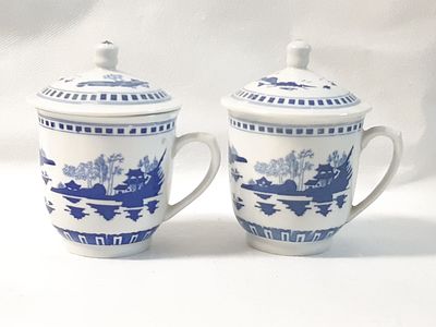 זוג ספלים יצוא מסין . זוג ספלים יצוא מסין לארופה פורצלן כחול לבן סיני מרהיב blue&amp;white 