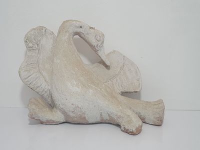 פסל ציפור של האמנית רבקה הרצברג חתום 
29X22X10 סמ"