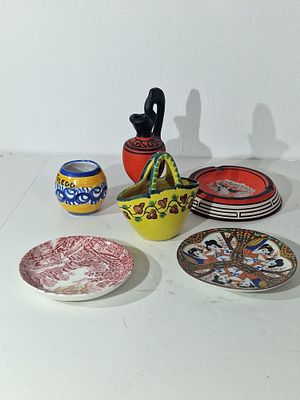 לוט פרטי קרמיקה ופורצלן.