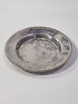 תחתית לכוס קידוש הצורפים כסף סטרלינג 925
מושלם. מידות 
11.5X1 ס"מ 
44.8 גרם