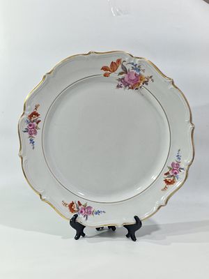 צלחת הגשה גדולה פורצלן של קרל טיילש "Carl Tielsch ", ורדים מצוירים ביד, פולין. צלחת נדירה 