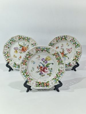 3 צלחות קינוח עתיקות ויפות של "RW Bavaria" גרמניה. צלחות מדהימות עבודה מהממות מחוררות בעבודת 