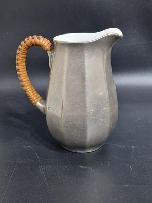 פורצלן מצופה כסף עתיק לחלב לא חתום כנראה גרמניה. 11X10 ס"מ