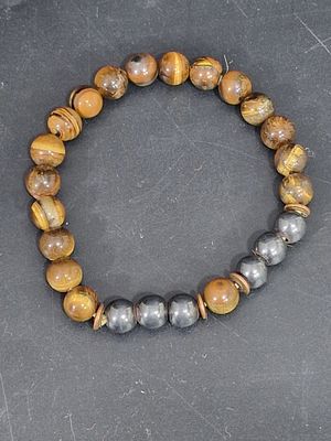 צמיד אבני עין החתול ואבני מגנט, סגירת גומי.