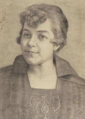 Константинов И. И. Женский портрет. Начало XX века. Бумага, уголь. Размер 60х33 см. Условно 