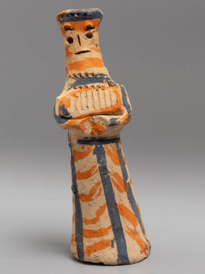 Сапожковский промысел. Авт. Кондрашов Т.А. (1913-2013) Берегиня с караваем. Глиняная игрушка. 