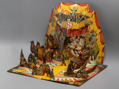 [На англ. яз. Жизнь цирка. Художник В. Кубашта]. Circus life. Bilder von V. Kubasta. Prag, 1961. 