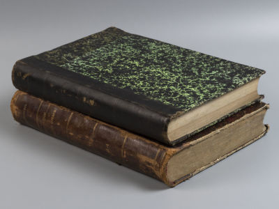 Грегоровиус Ф. История города Рима в средние века. Тома 1-6 [в 2-х переплетах]. СПб., 1886-1888. 