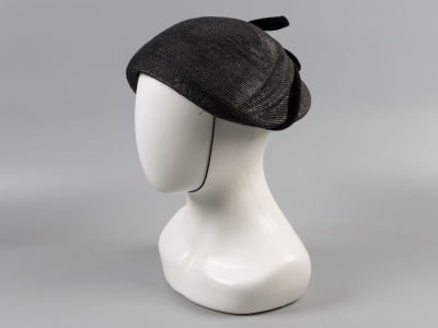 Шляпка с бантом. Артель Промубор. Ленинград, 1950-е. Целлюлоза, шелк, бархат. Коллекция 
